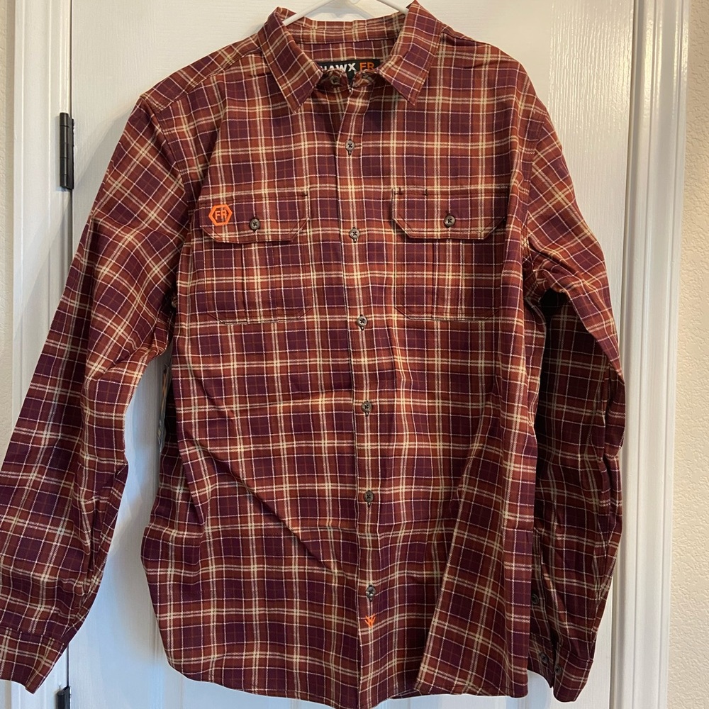 Hawk flannel long sleeve button down work shirt fr.